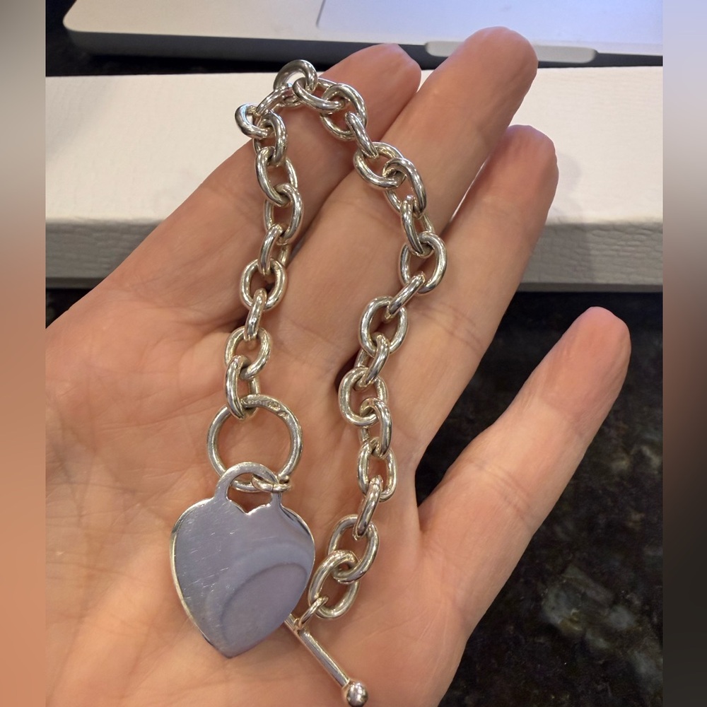 Sterling Silver bracelet, heart charm, toggle clasp - Picture 3 of 6